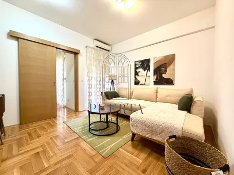 Rent, one bedroom apartment, 38m², Ljubović, Podgorica - image 1