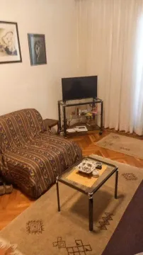 Izdavanje, jednosoban stan, 40m², Preko Morače, Podgorica - image 2