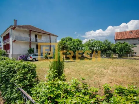 Prodaja, kuća, 214m², Tološi, Podgorica - image 17