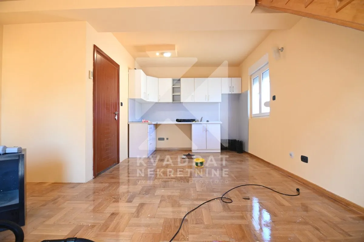 Rent, three bedroom apartment, 100m², Zagorič, Podgorica
