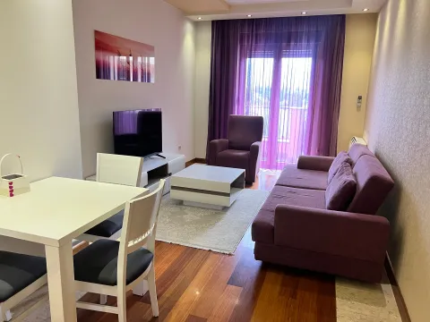 Rent, one bedroom apartment, 50m², Centar, Podgorica - image 1