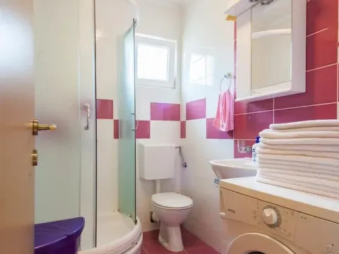 Rent, one bedroom apartment, 45m², Centar, Tivat - image 12