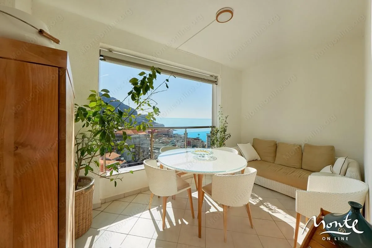 Sale, three bedroom apartment, 150m², Bečići, Budva