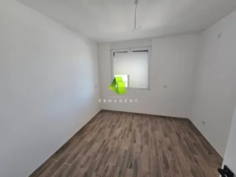 Sale, two bedroom apartment, 70m², Pantelej, Niš - image 2