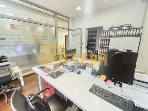 Rent, office space, 160m², City Kvart, Podgorica - image 3