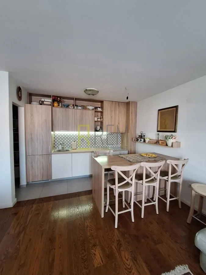 Prodaja, trosoban stan, 86m², Ljubović, Podgorica