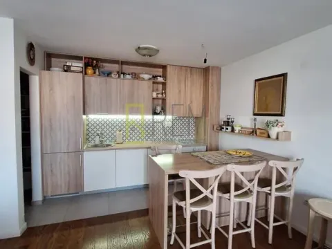 Prodaja, trosoban stan, 86m², Ljubović, Podgorica - image 2