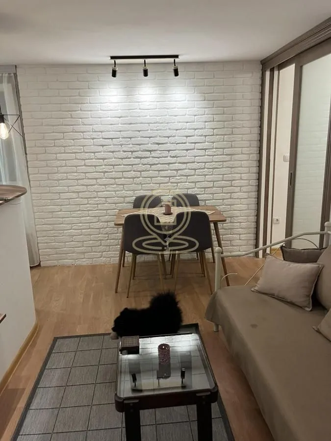 Prodaja, jednosoban stan, 36m², Stari Grad, Beograd