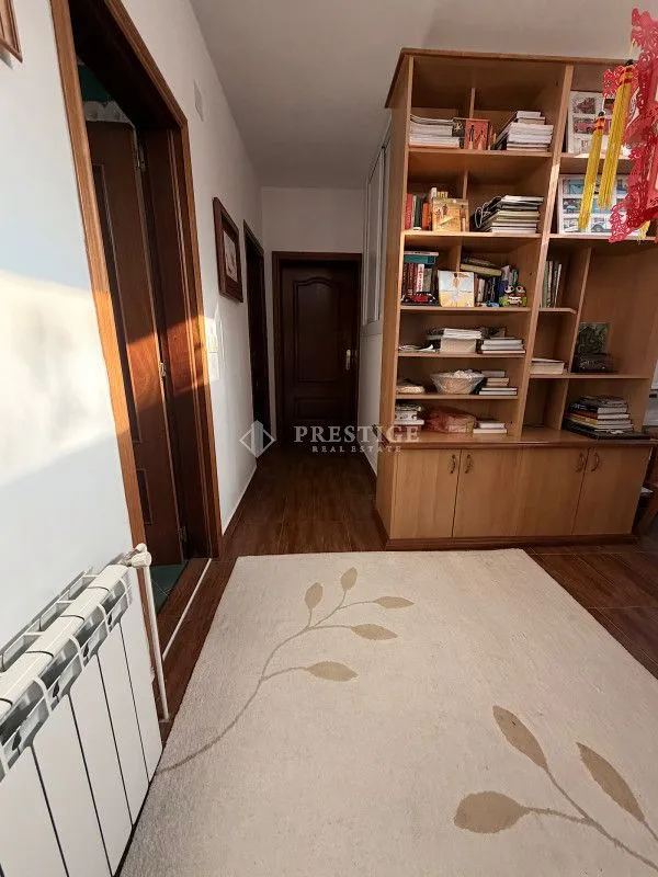 Rent, four bedroom apartment, 130m², Gorica C, Podgorica