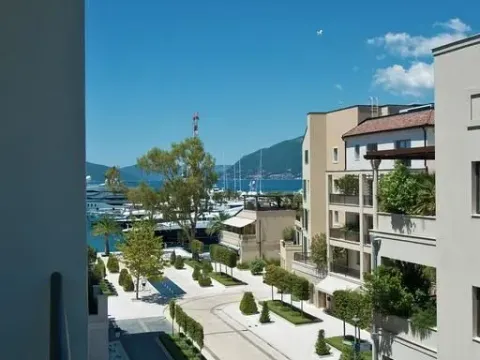 Prodaja, jednosoban stan, 69m², Porto Montenegro, Tivat - image 16