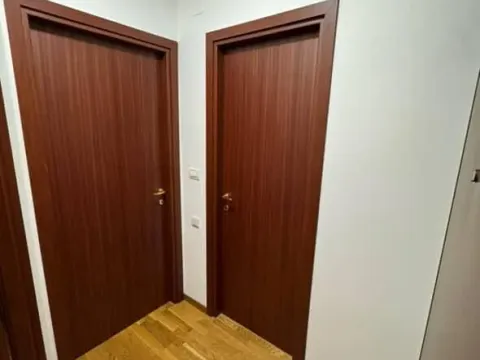 Izdavanje, jednosoban stan, 51m², City Kvart, Podgorica - image 8