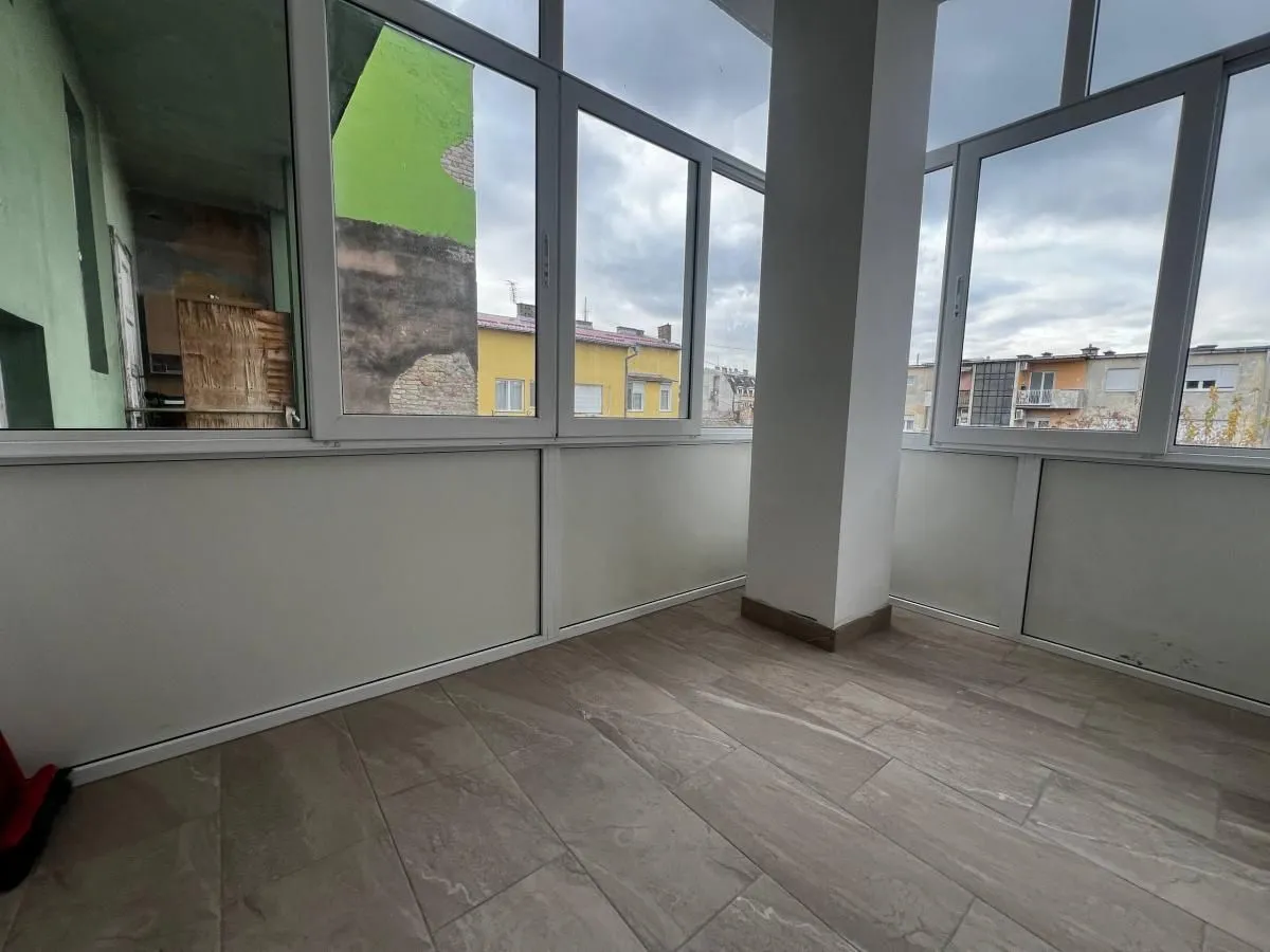 Rent, office space, 80m², Stari grad, Novi Sad