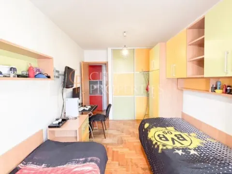 Prodaja, stan, 70m², Stari Aerodrom, Podgorica - image 3