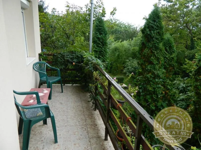 Prodaja, kuća, 104m², Rakovac, Novi Sad Sve Podlokacije