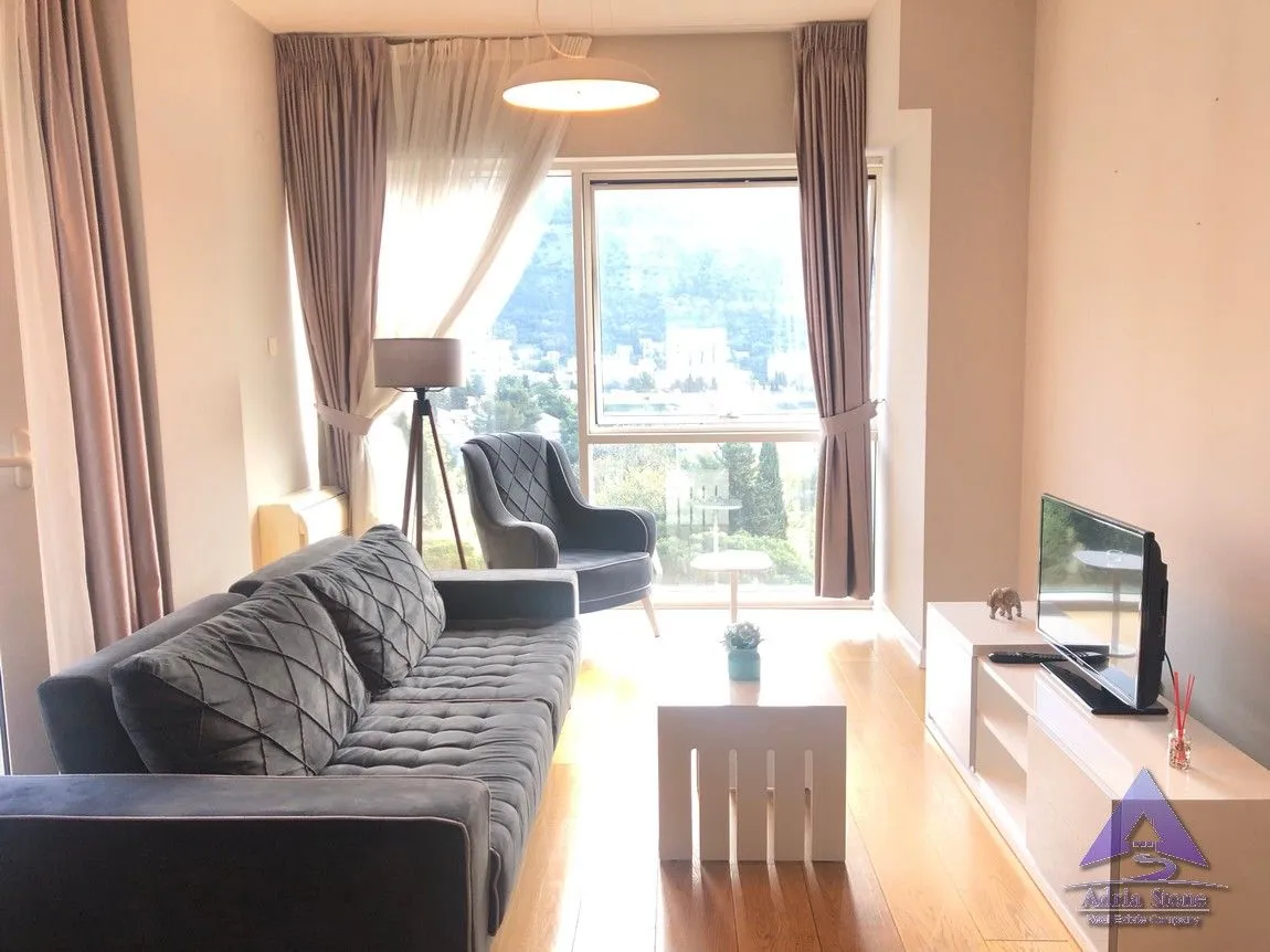 Prodaja, dvosoban stan, 89m², Centar, Budva