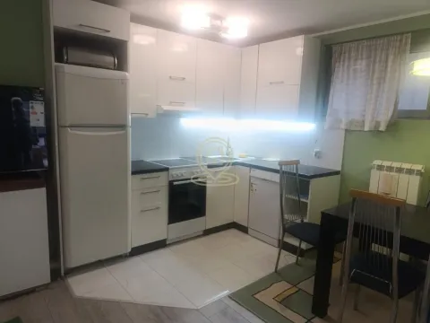 Rent, four bedroom apartment, 80m², Severni Bulevar, Zvezdara Sve Podlokacije - image 3