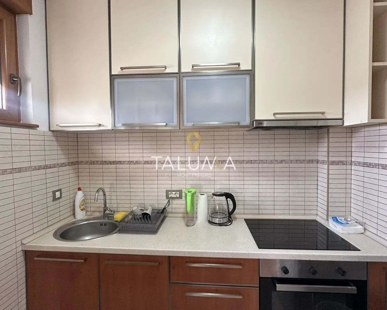 Izdavanje, jednosoban stan, 40m², Preko Morače, Podgorica