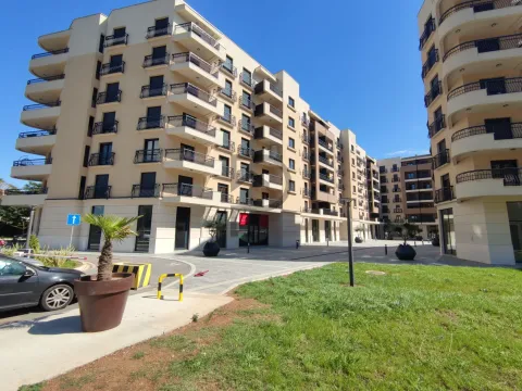 Izdavanje, stan, 78m², Ljubović, Podgorica - image 8