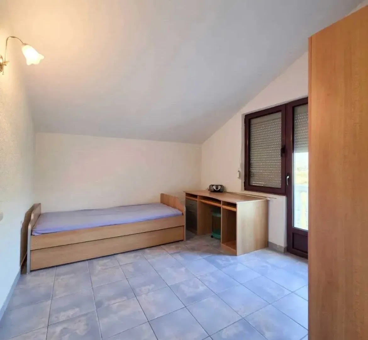 Prodaja, kuća, 145m², Spuž, Danilovgrad