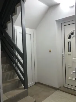 Rent, house, 300m², Donji Kokoti, Podgorica - image 6