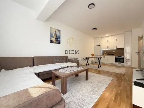 Izdavanje, dvosoban stan, 70m², Stari Aerodrom, Podgorica - image 2