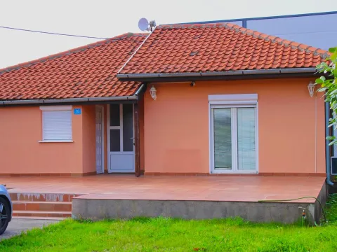 Prodaja, kuća, 77m², Murtovina, Podgorica - image 7