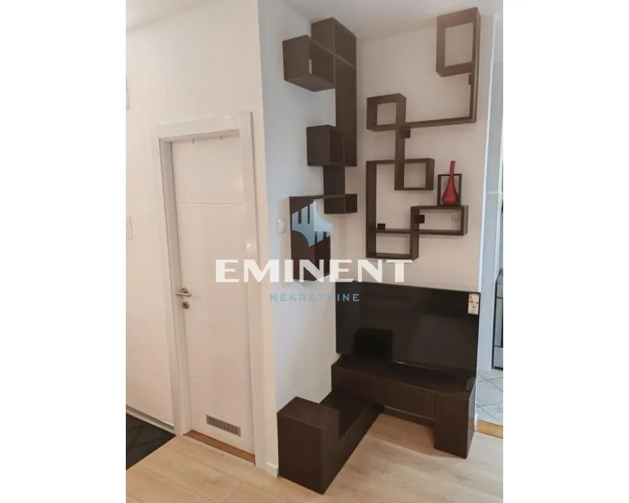 Rent, apartment, 38m², Voždovac Sve Podlokacije, Beograd