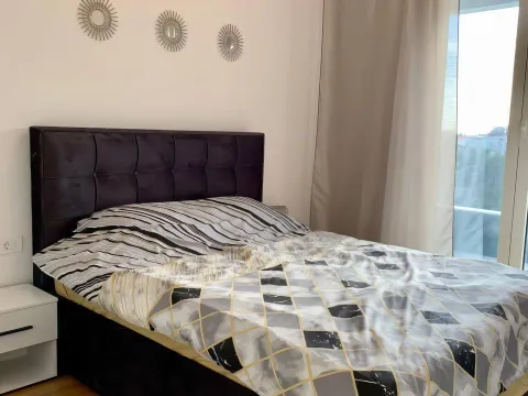 Izdavanje, jednosoban stan, 49m², Bečići, Budva - image 3