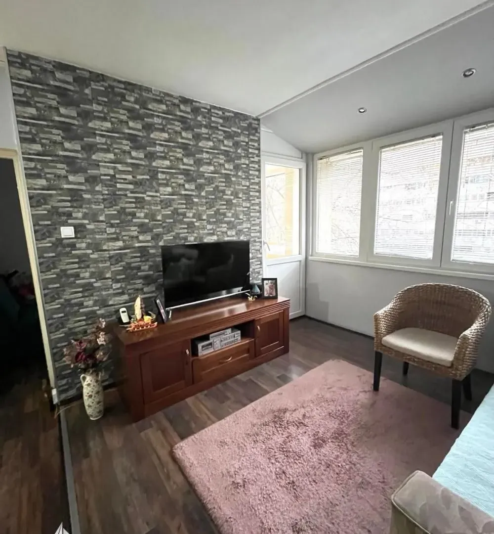 Sale, two bedroom apartment, 71m², Novi Beograd Blok 37, Novi Beograd Sve Podlokacije