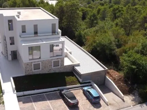 Prodaja, dvosoban stan, 90m², Tivat, Crna Gora - image 11