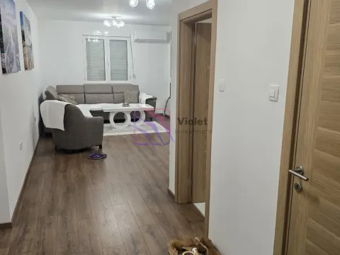 Izdavanje, trosoban stan, 103m², Tološka šuma, Podgorica - image 4