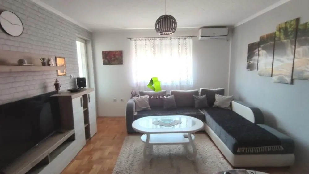Izdavanje, dvosoban stan, 55m², Pantelej, Niš