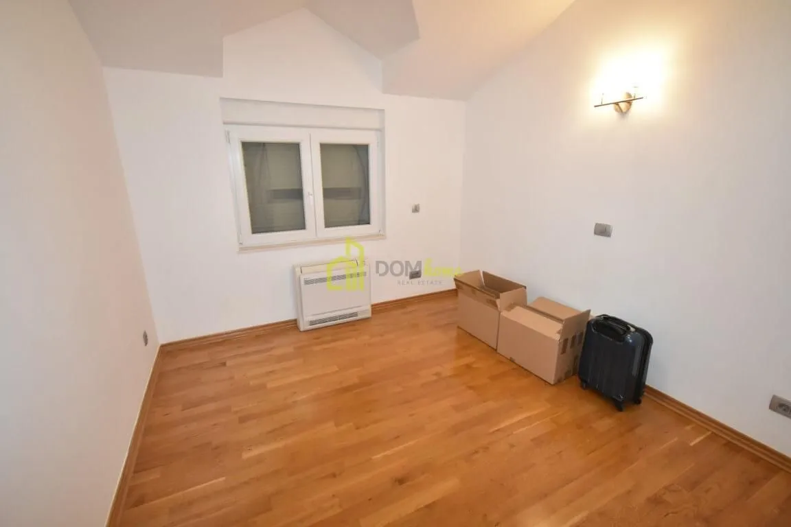 Rent, house, 212m², Donji Kokoti, Podgorica