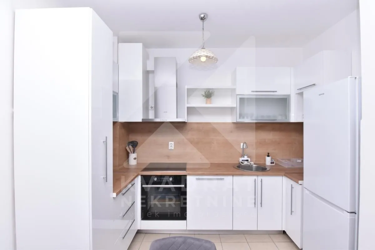 Rent, three bedroom apartment, 105m², Ljubović, Podgorica
