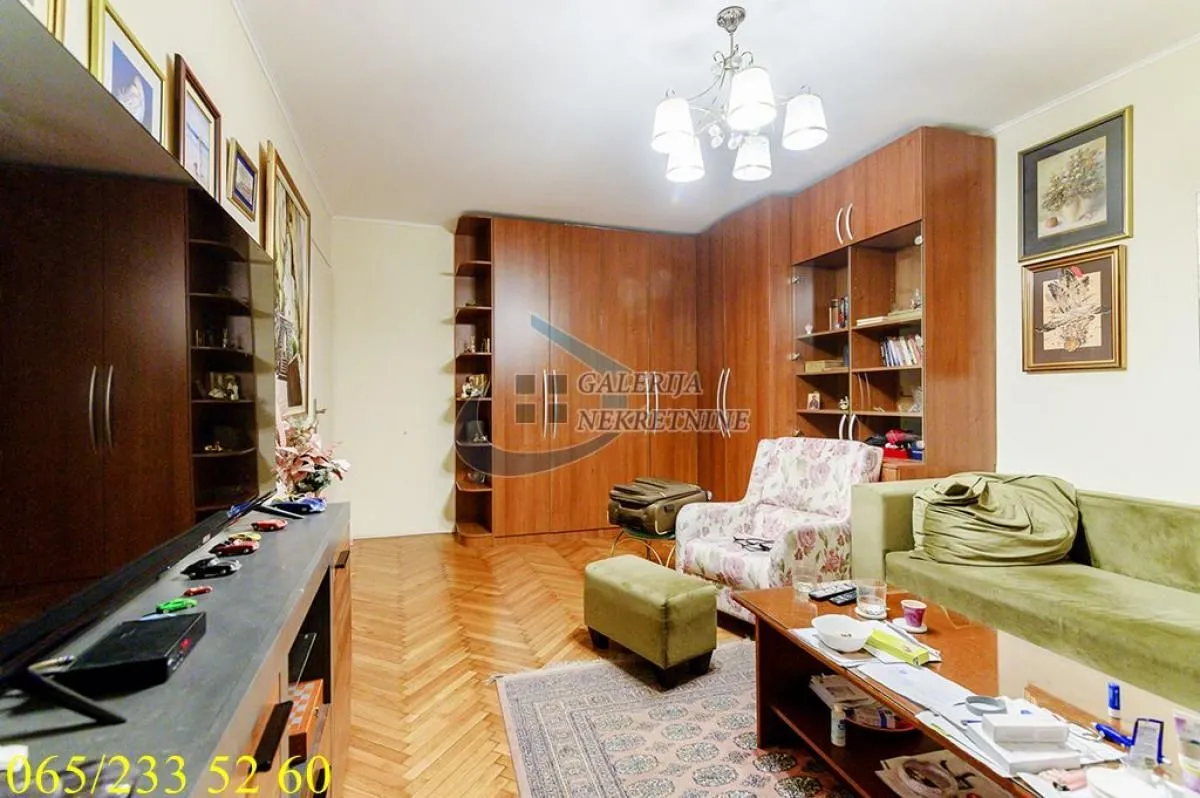 Prodaja, dvosoban stan, 62m², Vračar Sve Podlokacije, Beograd