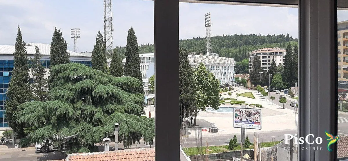 Prodaja, trosoban stan, 75m², Centar, Podgorica