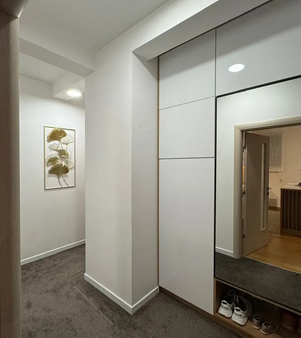 Prodaja, trosoban stan, 90m², Blok 9, Podgorica