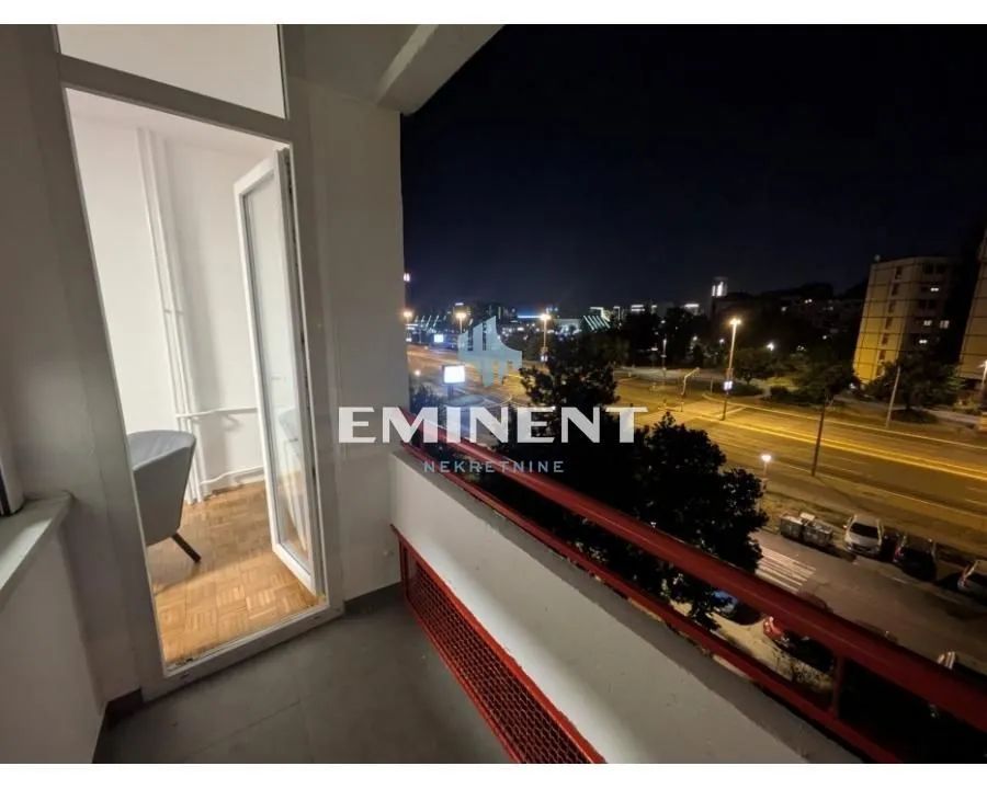 Izdavanje, trosoban stan, 71m², Novi Beograd Blok 23, Novi Beograd Sve Podlokacije