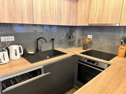 Rent, one bedroom apartment, 48m², Bijeli Do, Budva - image 3