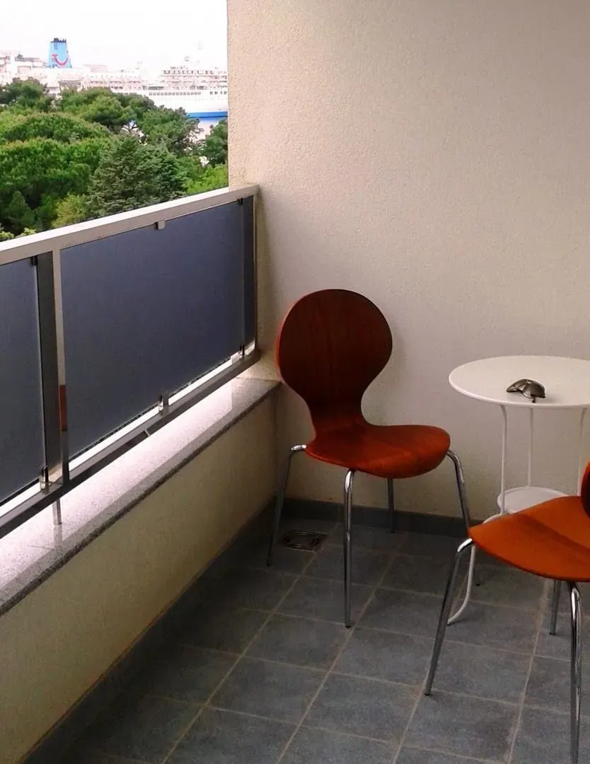 Rent, one bedroom apartment, 48m², Centar, Bar