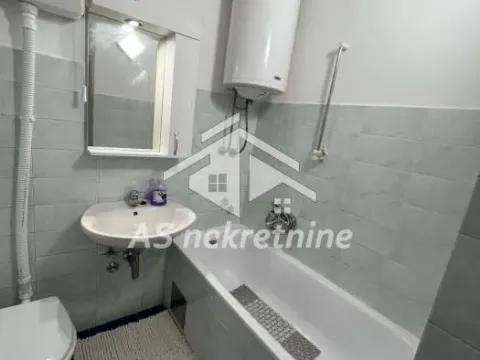 Izdavanje, trosoban stan, 70m², Novi Beograd Blok 23, Novi Beograd Sve Podlokacije - image 8