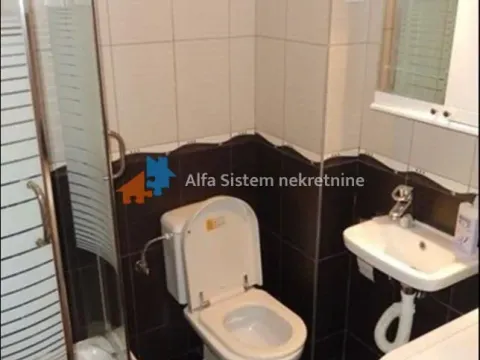 Rent, two bedroom apartment, 40m², Vračar Sve Podlokacije, Beograd - image 8