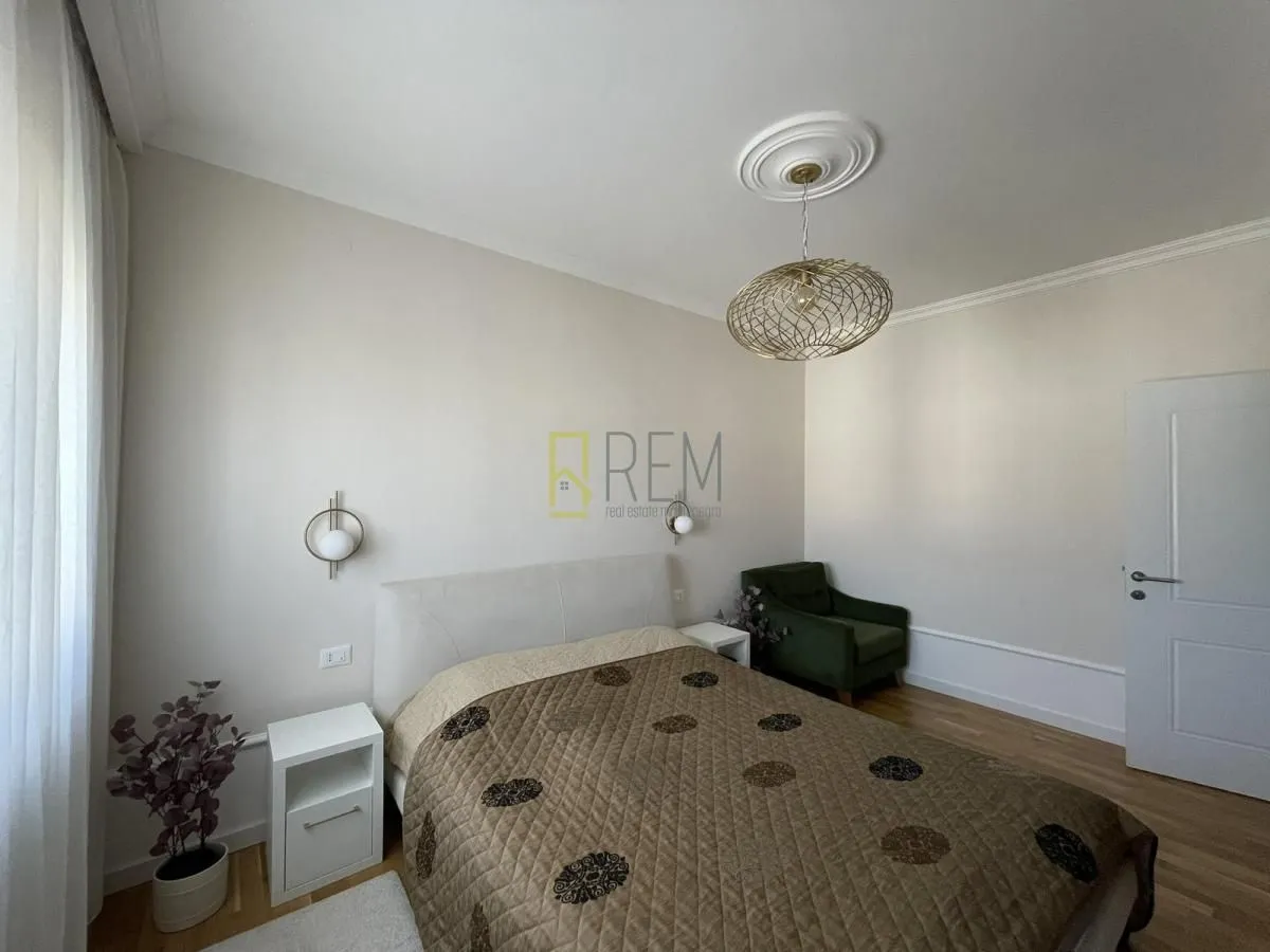 Prodaja, dvosoban stan, 90m², Zabjelo, Podgorica
