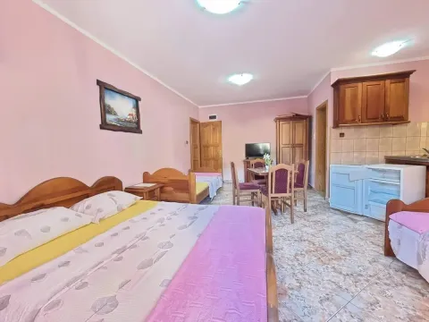 Sale, house, 750m², Budva, Crna Gora - image 18