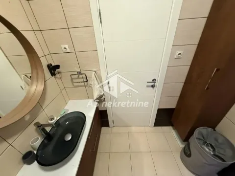 Izdavanje, trosoban stan, 100m², Vukov Spomenik, Zvezdara Sve Podlokacije - image 17