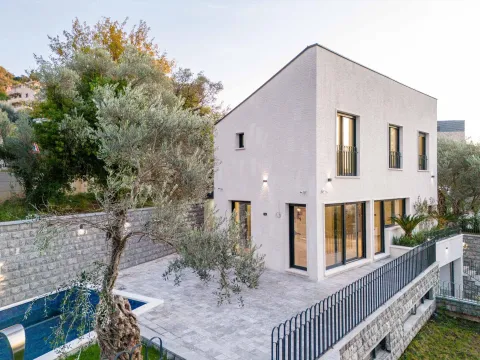 Prodaja, kuća, 240m², Kamenovo, Budva - image 19