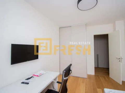 Izdavanje, trosoban stan, 113m², Preko Morače, Podgorica - image 16