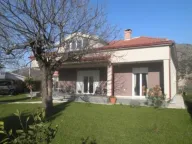 Izdavanje, kuća, 180m², Podgorica, Crna Gora - image 1