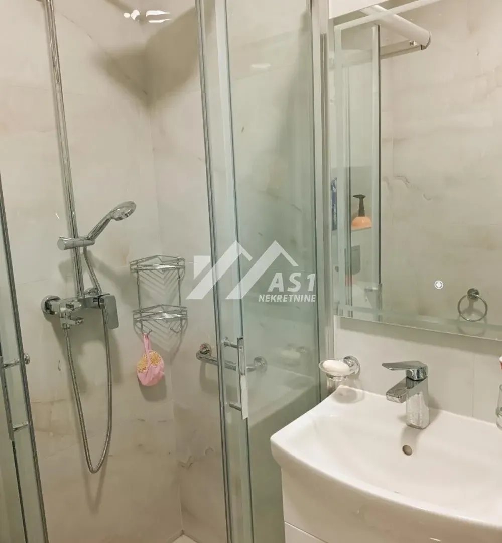 Izdavanje, jednosoban stan, 33m², Adice, Novi Sad Sve Podlokacije