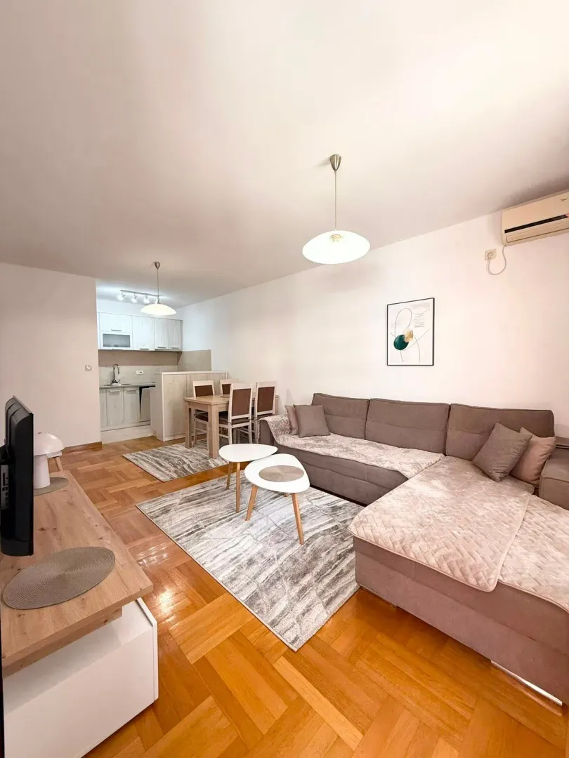 Sale, one bedroom apartment, 44m², Stari Aerodrom, Podgorica